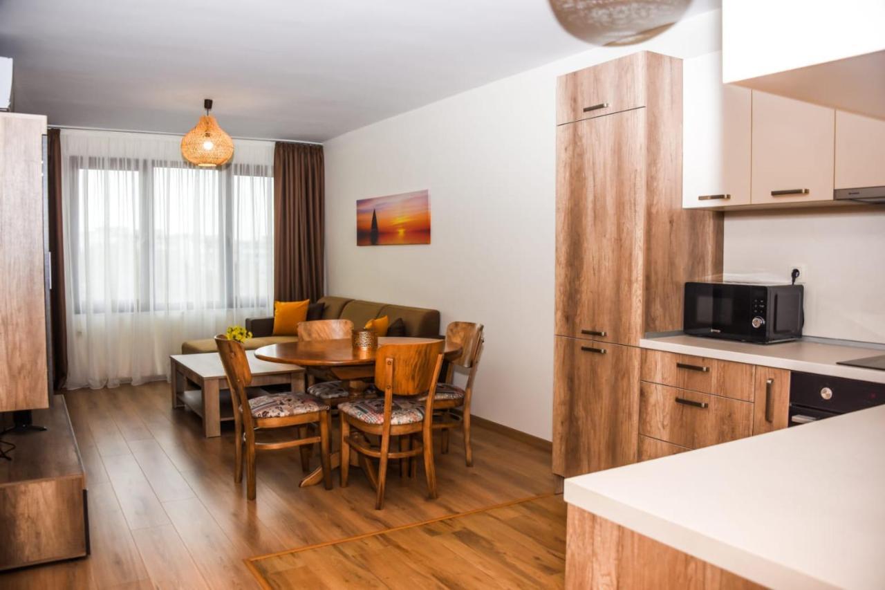 Ferienwohnung Sunny Burgas City Exterior foto