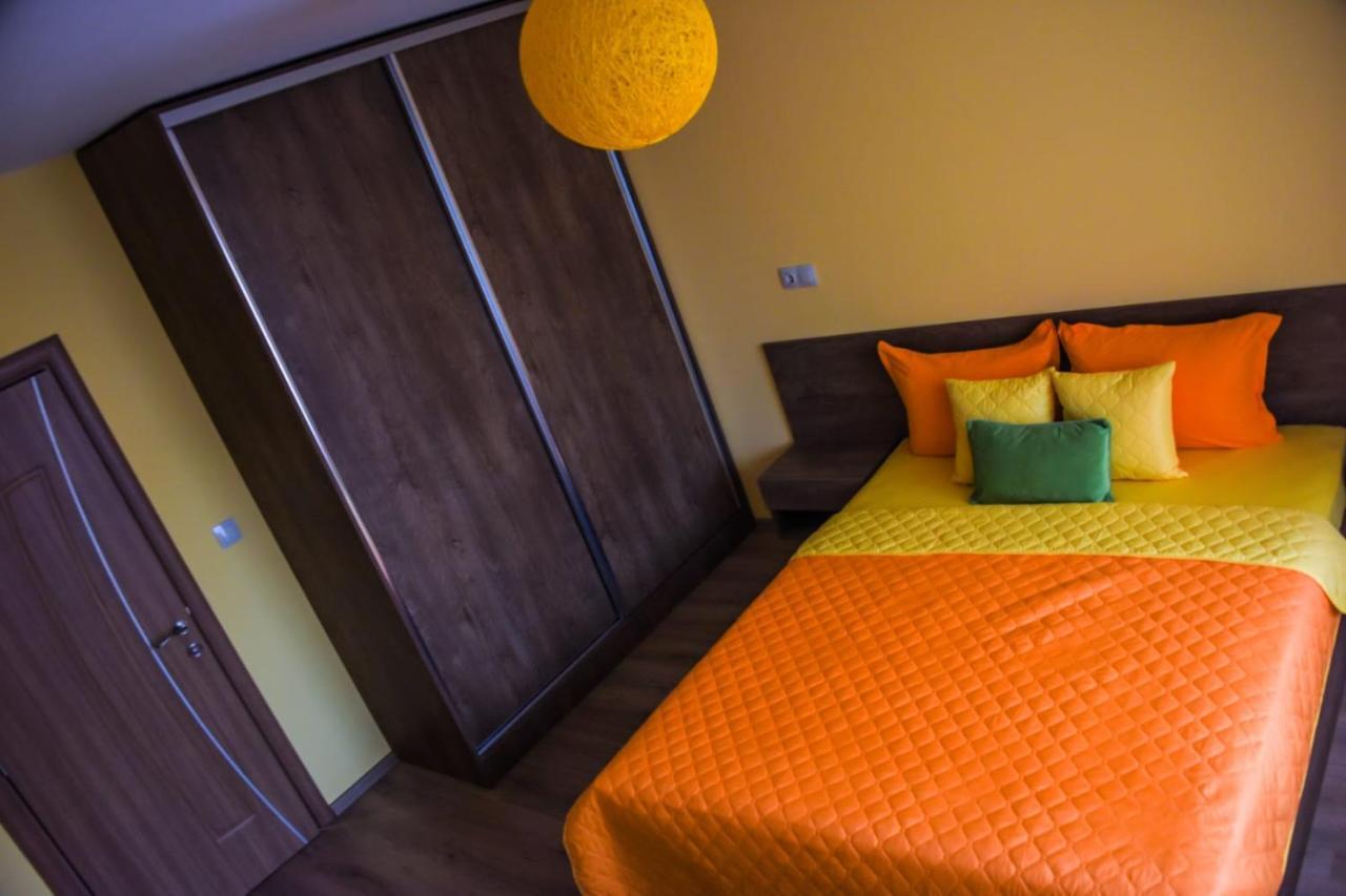 Ferienwohnung Sunny Burgas City Exterior foto