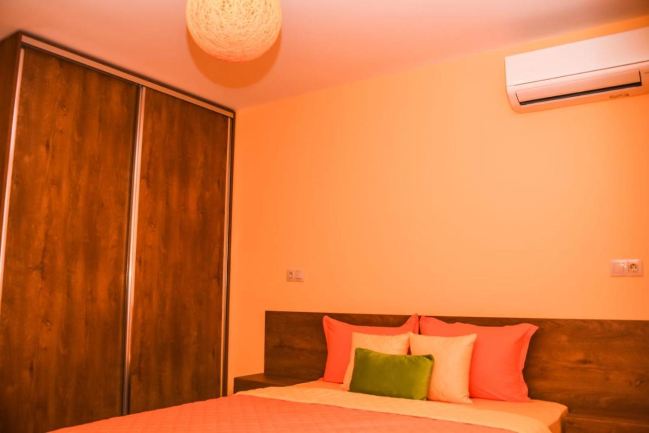 Ferienwohnung Sunny Burgas City Exterior foto